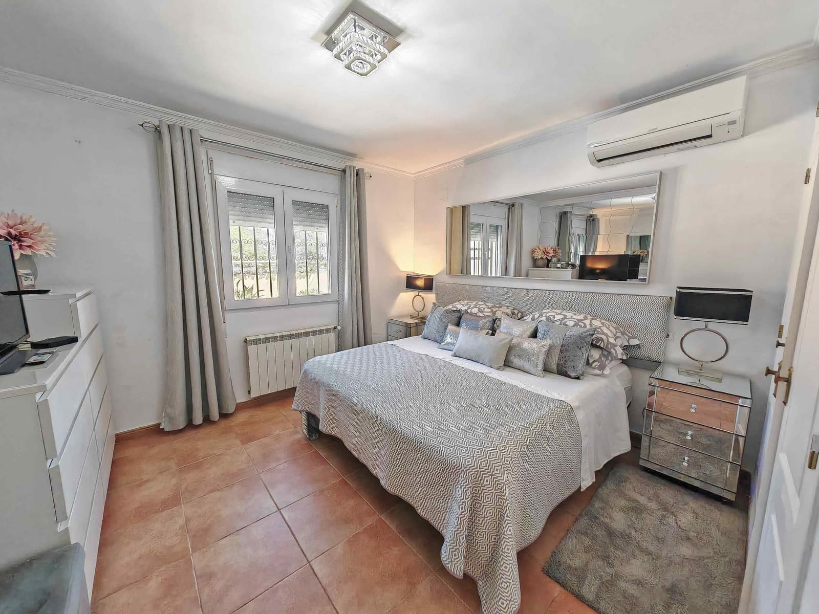 3 sovrum Villa till salu i Denia med pool - 599 995 € (Ref: 9962384)