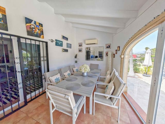 3 soverom Villa til salgs i Centro Urbano, Dénia med svømmebasseng - € 599 995 (Ref: 9962384)