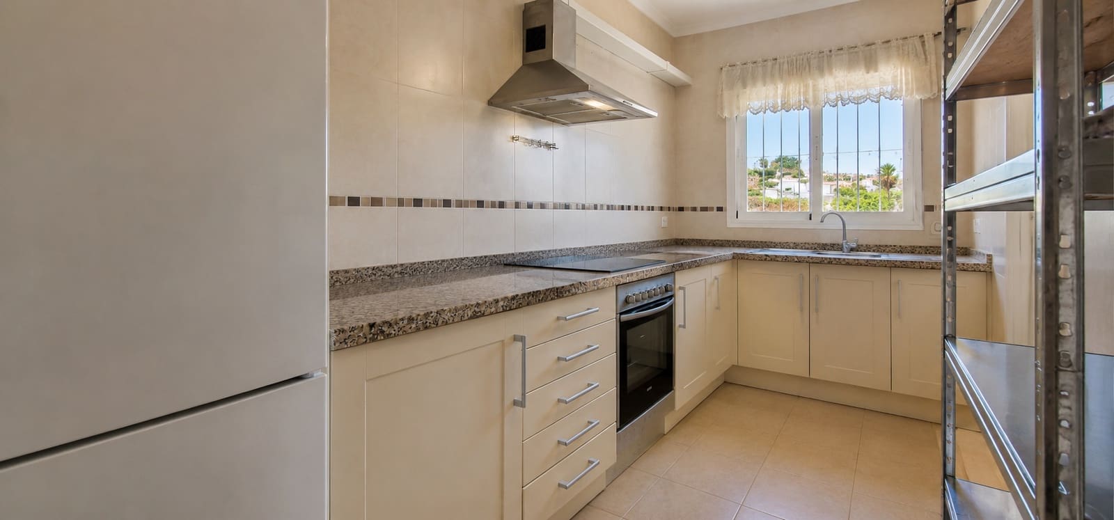 5 sypialnia Willa na sprzedaż w Benissa z basenem - 950 000 € (Ref: 9965012)