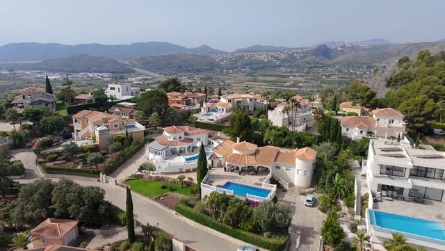 5 camera da letto Villa in vendita in La Sella con piscina - 890.000 € (Rif: 9966379)