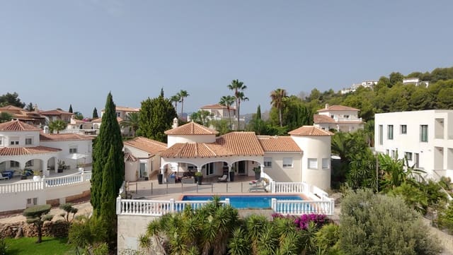 5 sovrum Villa till salu i La Sella med pool - 789 000 € (Ref: 9966379)