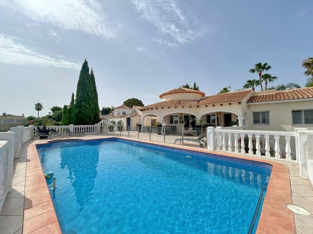 5 camera da letto Villa in vendita in La Sella con piscina - 890.000 € (Rif: 9966379)