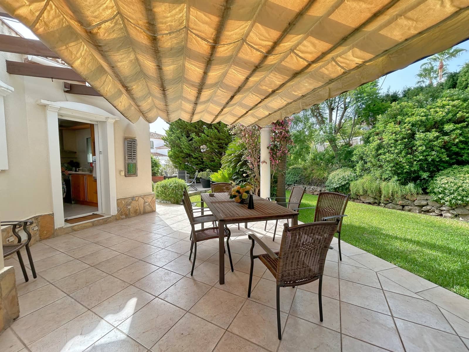 5 camera da letto Villa in vendita in La Sella con piscina - 890.000 € (Rif: 9966379)