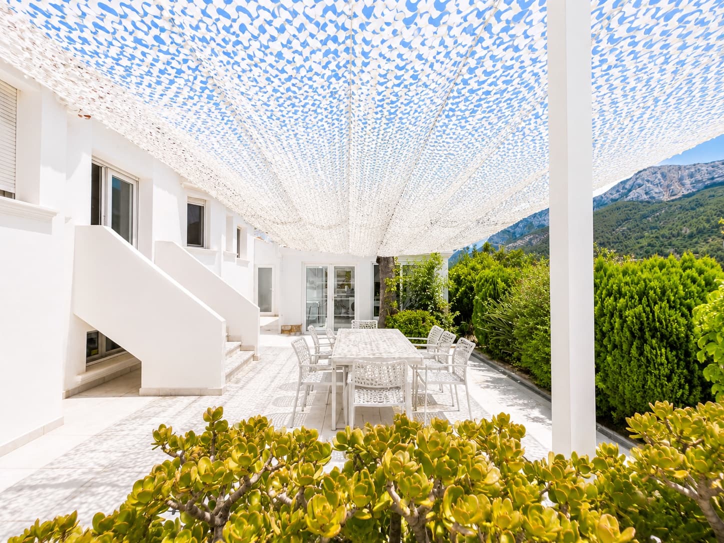 5 bedroom Villa for sale in Denia with pool - € 1,190,000 (Ref: 9970338)