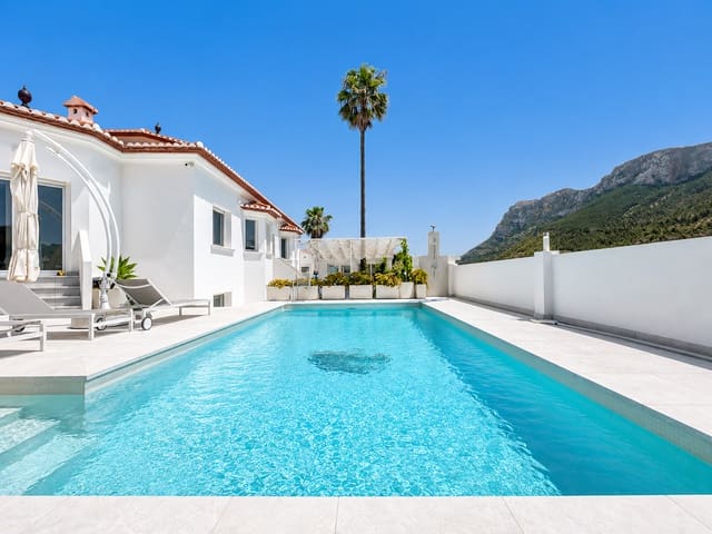 5 soverom Villa til salgs i Centro Urbano, Dénia med svømmebasseng - € 1 190 000 (Ref: 9970338)
