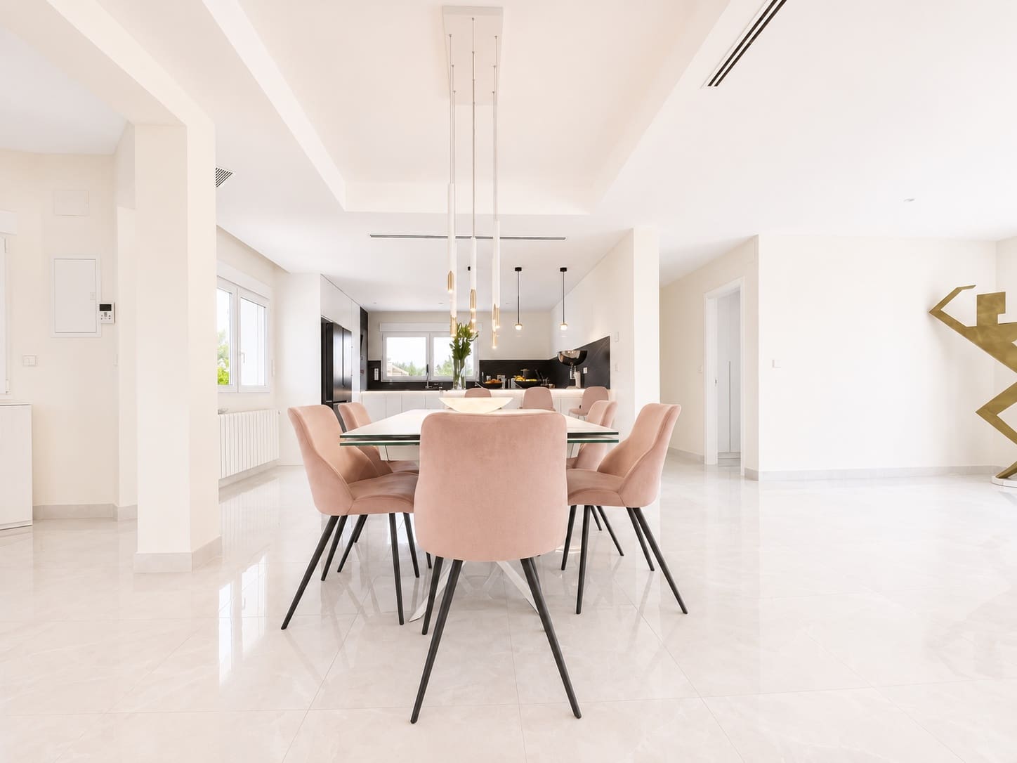 5 bedroom Villa for sale in Denia with pool - € 1,190,000 (Ref: 9970338)