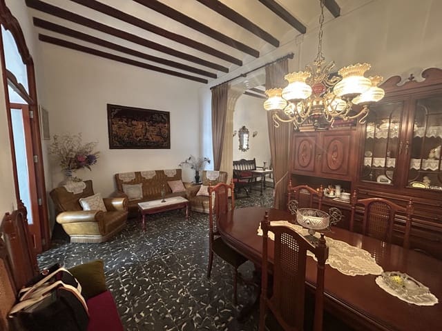 4 soveværelse Byhus til salg i Sagra - € 185.000 (Ref: 9973051)