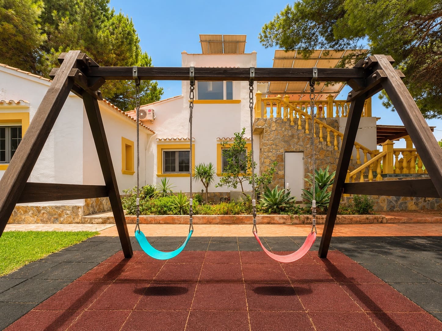 4 slaapkamer Villa te koop in Denia met zwembad - € 659.000 (Ref: 9982696)