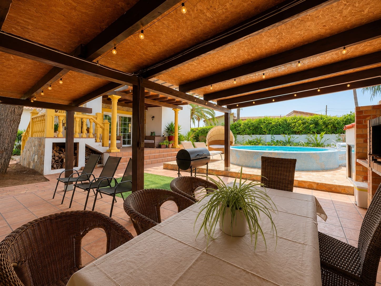 4 slaapkamer Villa te koop in Denia met zwembad - € 659.000 (Ref: 9982696)