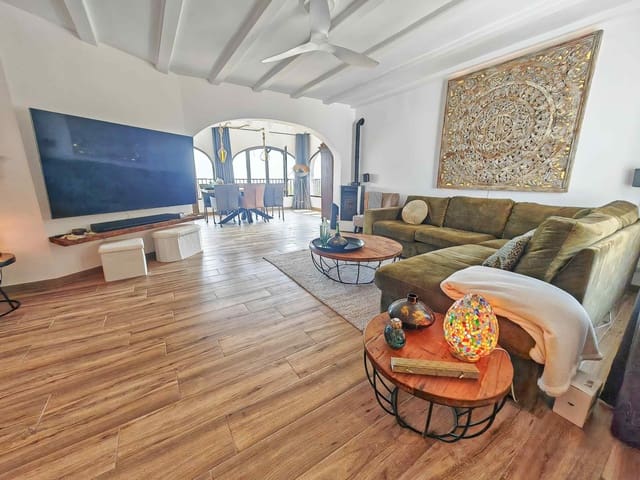 4 slaapkamer Villa te koop in Benidoleig - € 549.995 (Ref: 9984634)