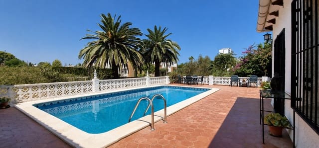 3 soverom Villa til salgs i Centro Urbano, Dénia med svømmebasseng - € 870 000 (Ref: 9986592)