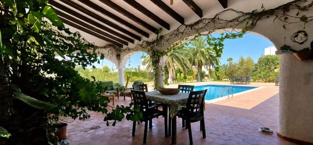 3 soverom Villa til salgs i Centro Urbano, Dénia med svømmebasseng - € 870 000 (Ref: 9986592)