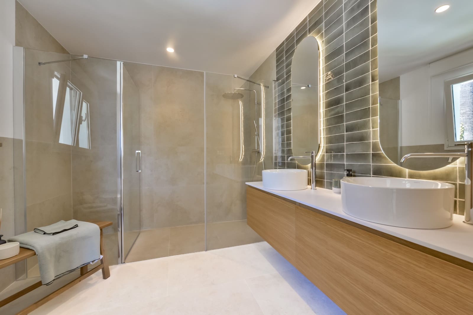 3 slaapkamer Villa te koop in Altea met zwembad - € 1.650.000 (Ref: 9990429)
