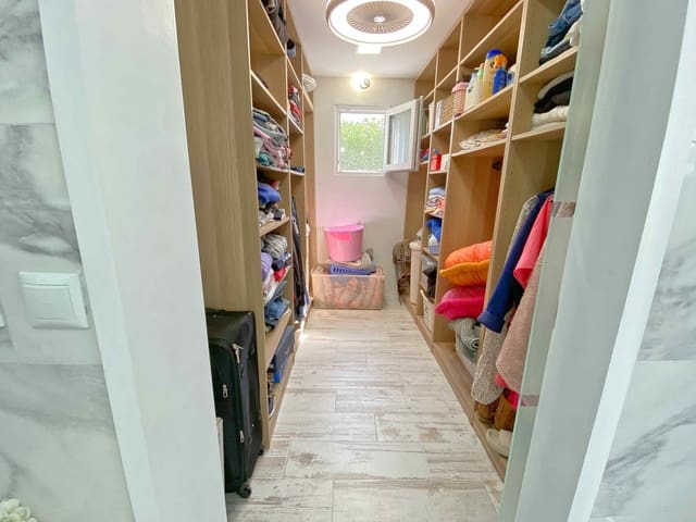2 soverom Villa til salgs i Centro Urbano, Dénia med svømmebasseng - € 679 000 (Ref: 9993969)