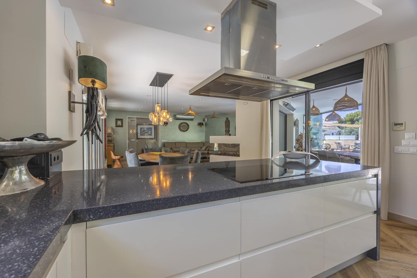 3 sovrum Villa till salu i Moraira med pool - 1 495 000 € (Ref: 9993970)