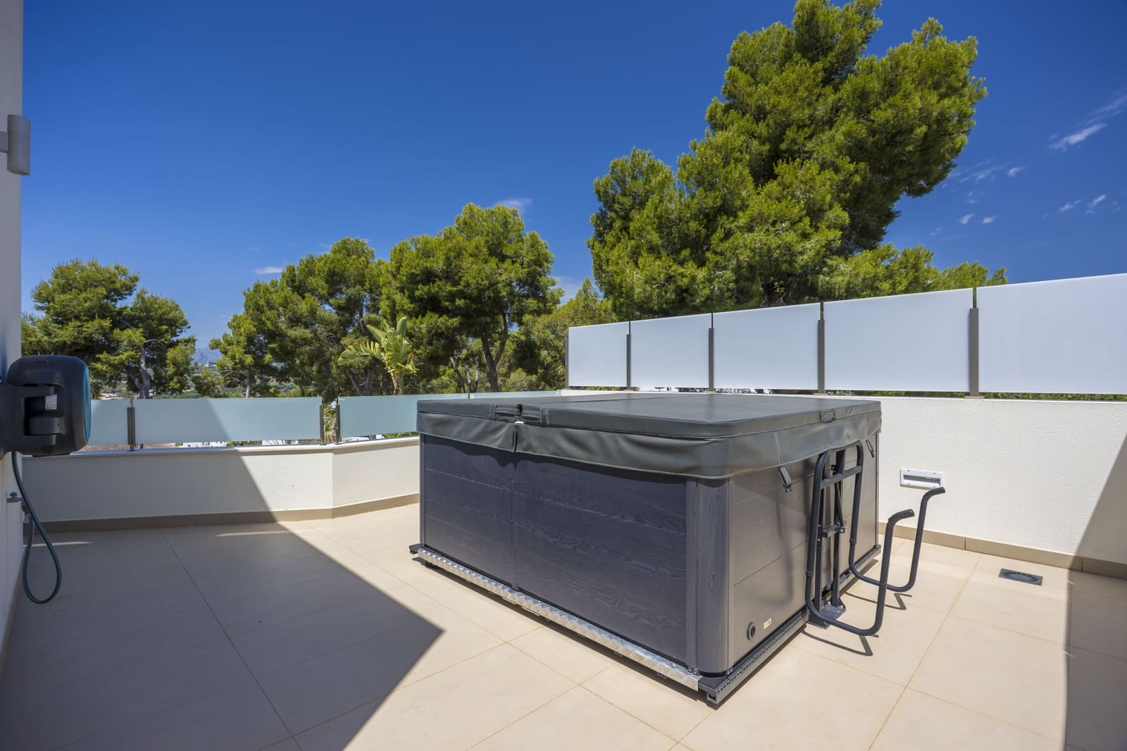 3 sovrum Villa till salu i Moraira med pool - 1 495 000 € (Ref: 9993970)
