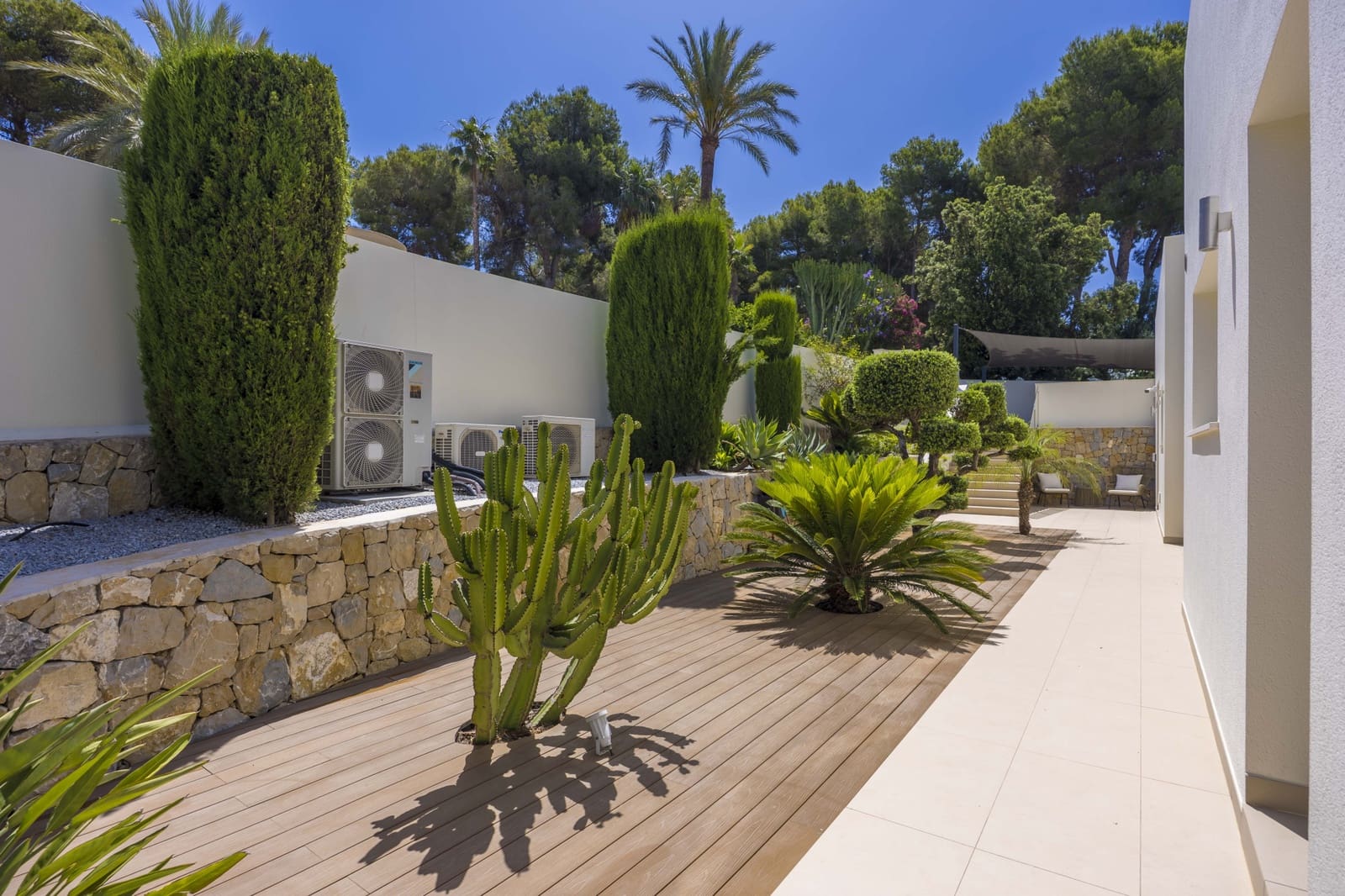 3 sovrum Villa till salu i Moraira med pool - 1 495 000 € (Ref: 9993970)