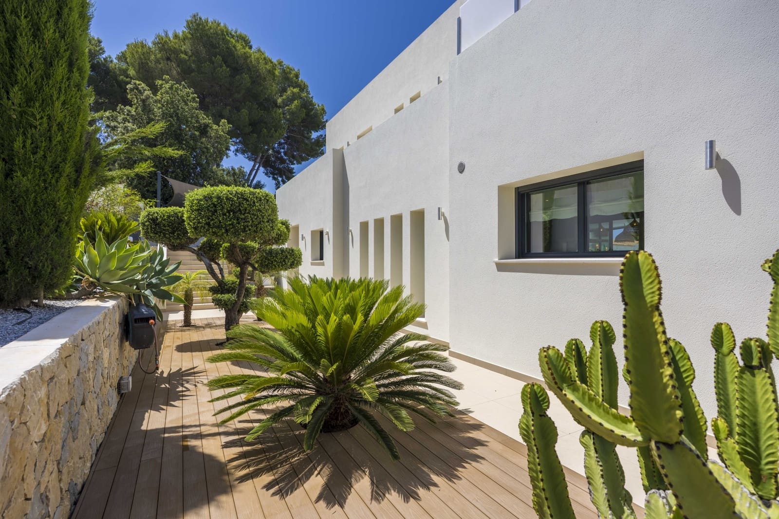 3 sovrum Villa till salu i Moraira med pool - 1 495 000 € (Ref: 9993970)