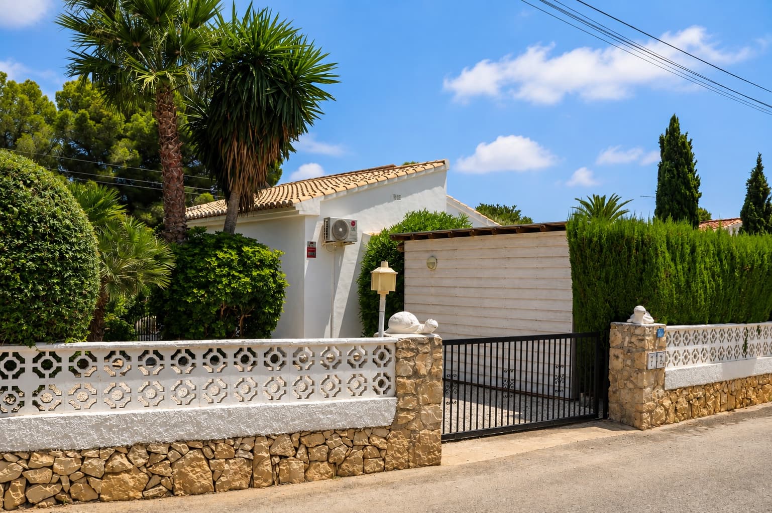 3 soverom Villa til salgs i Benissa med svømmebasseng - € 575 000 (Ref: 9996846)