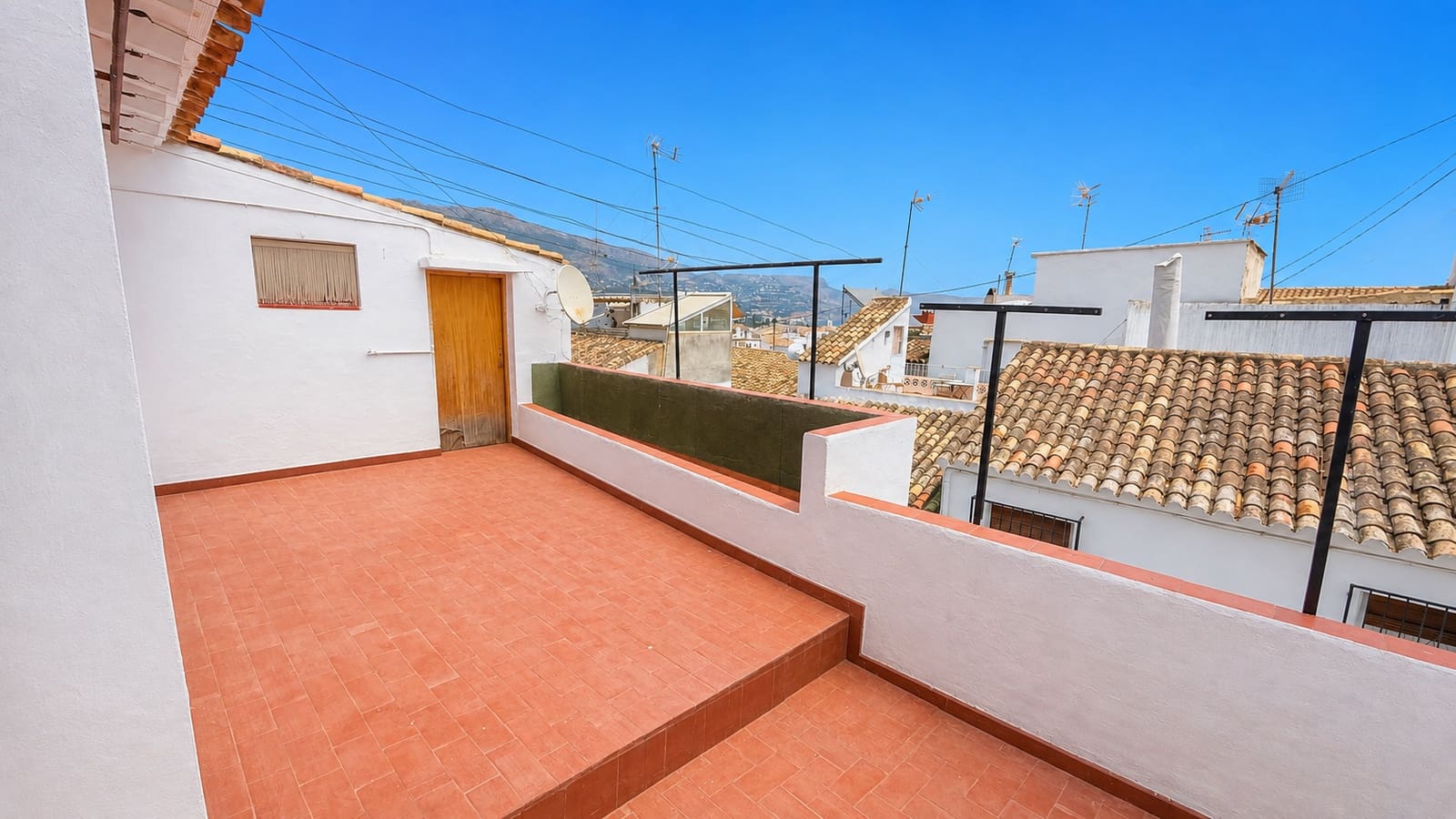 5 bedroom Townhouse for sale in Altea - € 348,000 (Ref: 9998508)