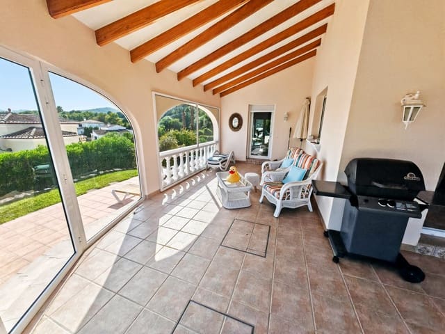 2 bedroom Villa for sale in Centro ciudad, Javea / Xàbia with pool - € 990,000 (Ref: 9998509)