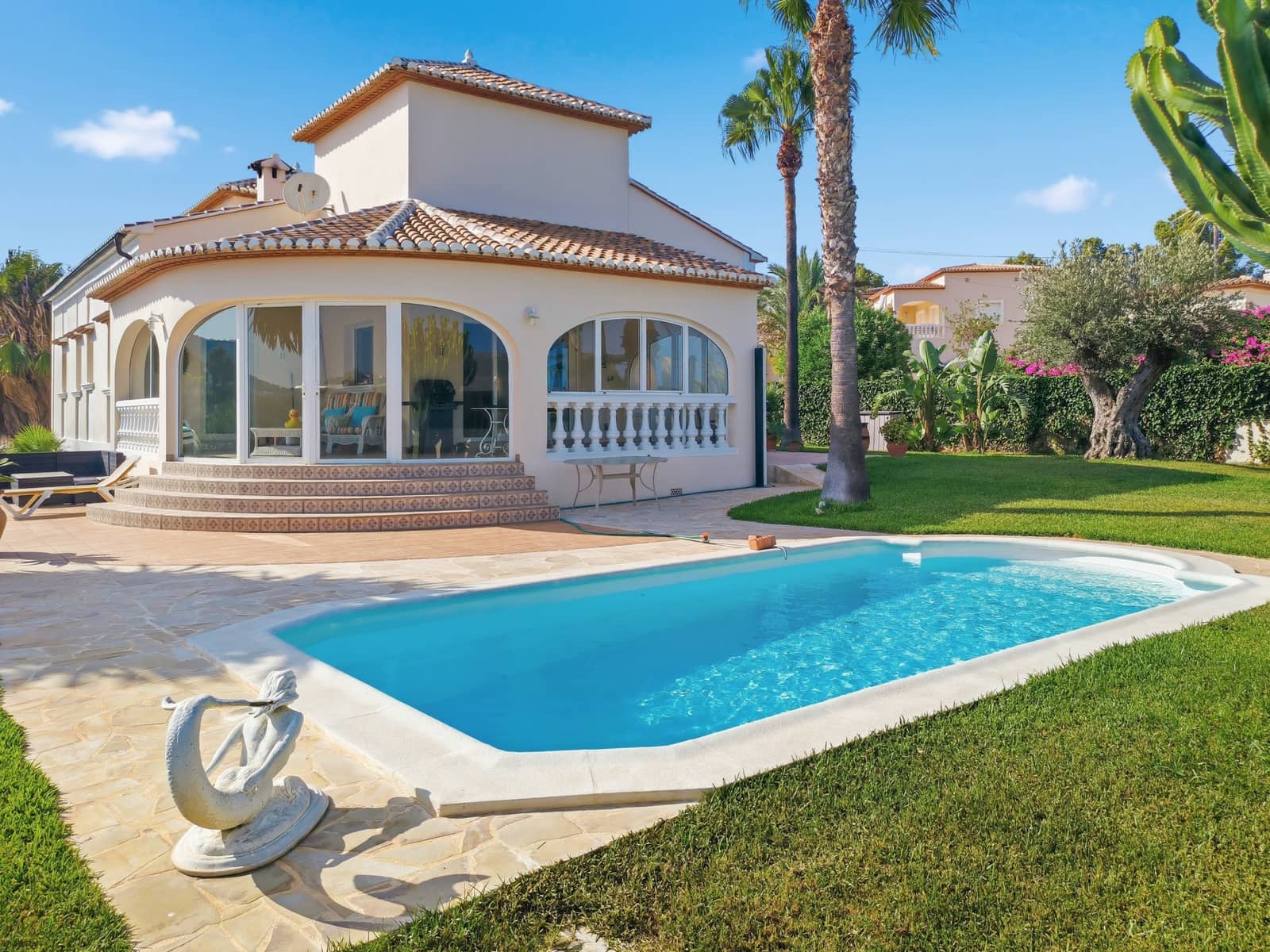 2 bedroom Villa for sale in Javea / Xabia with pool - € 990,000 (Ref: 9998509)