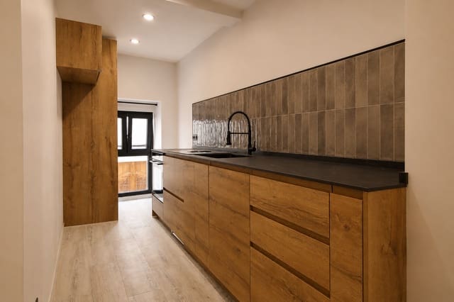 4 bedroom Townhouse for sale in Benitachell / Benitatxell - € 435,000 (Ref: 9999575)