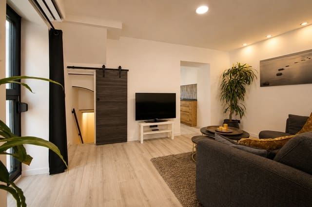 4 bedroom Townhouse for sale in Benitachell / Benitatxell - € 435,000 (Ref: 9999575)