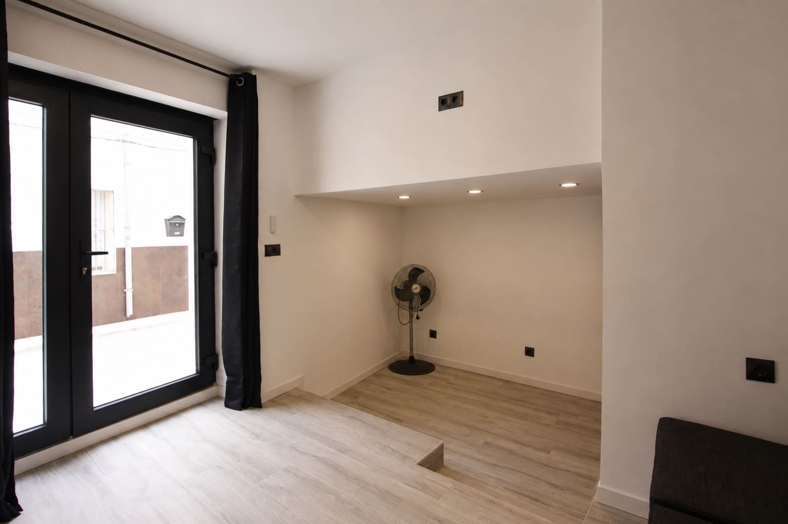 4 bedroom Townhouse for sale in Benitachell / Benitatxell - € 435,000 (Ref: 9999575)