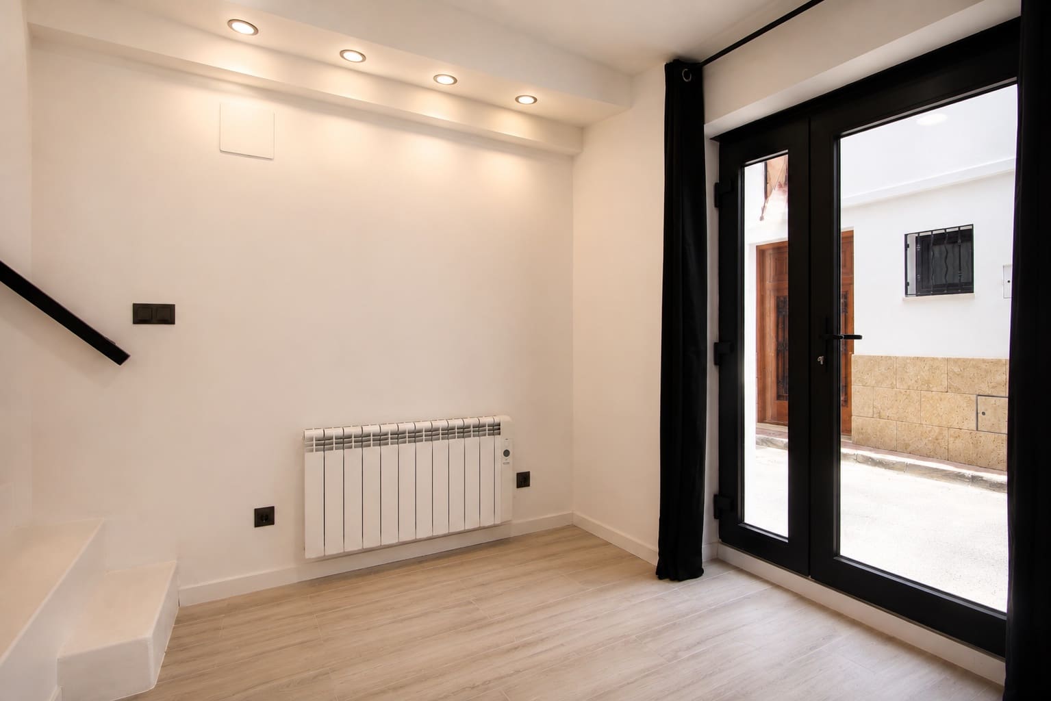 4 bedroom Townhouse for sale in Benitachell / Benitatxell - € 435,000 (Ref: 9999575)