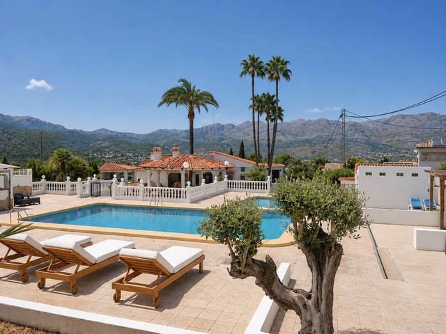 3 Zimmer Bar/Restaurant zu verkaufen in Orba mit Pool - 590.000 € (Ref: 9999576)