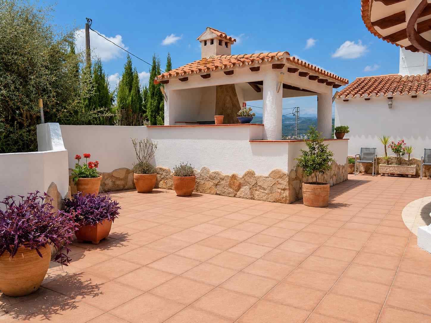 3 Zimmer Bar/Restaurant zu verkaufen in Orba mit Pool - 590.000 € (Ref: 9999576)