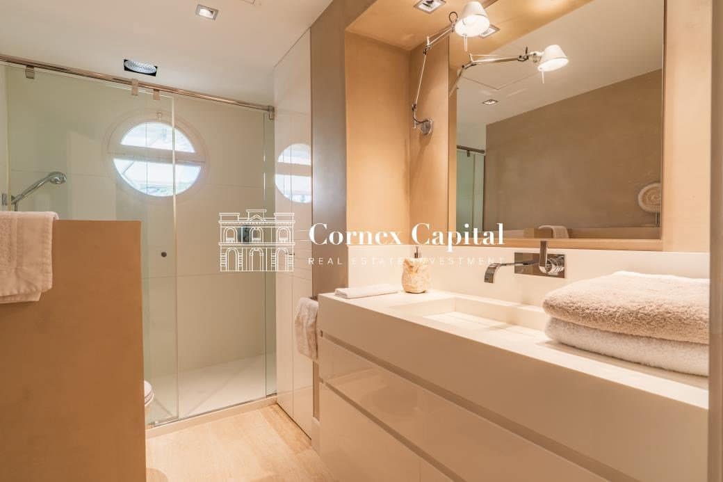 2 chambre Appartement à vendre à Platja d'Aro avec piscine garage - 1 200 000 € (Ref: 10005320)