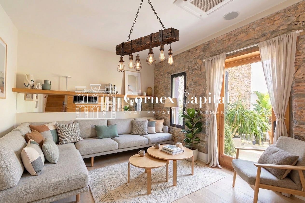 5 bedroom Terraced Villa for sale in Albons with pool garage - € 675,000 (Ref: 10005321)