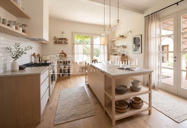 5 bedroom Terraced Villa for sale in Albons with pool garage - € 675,000 (Ref: 10005321)