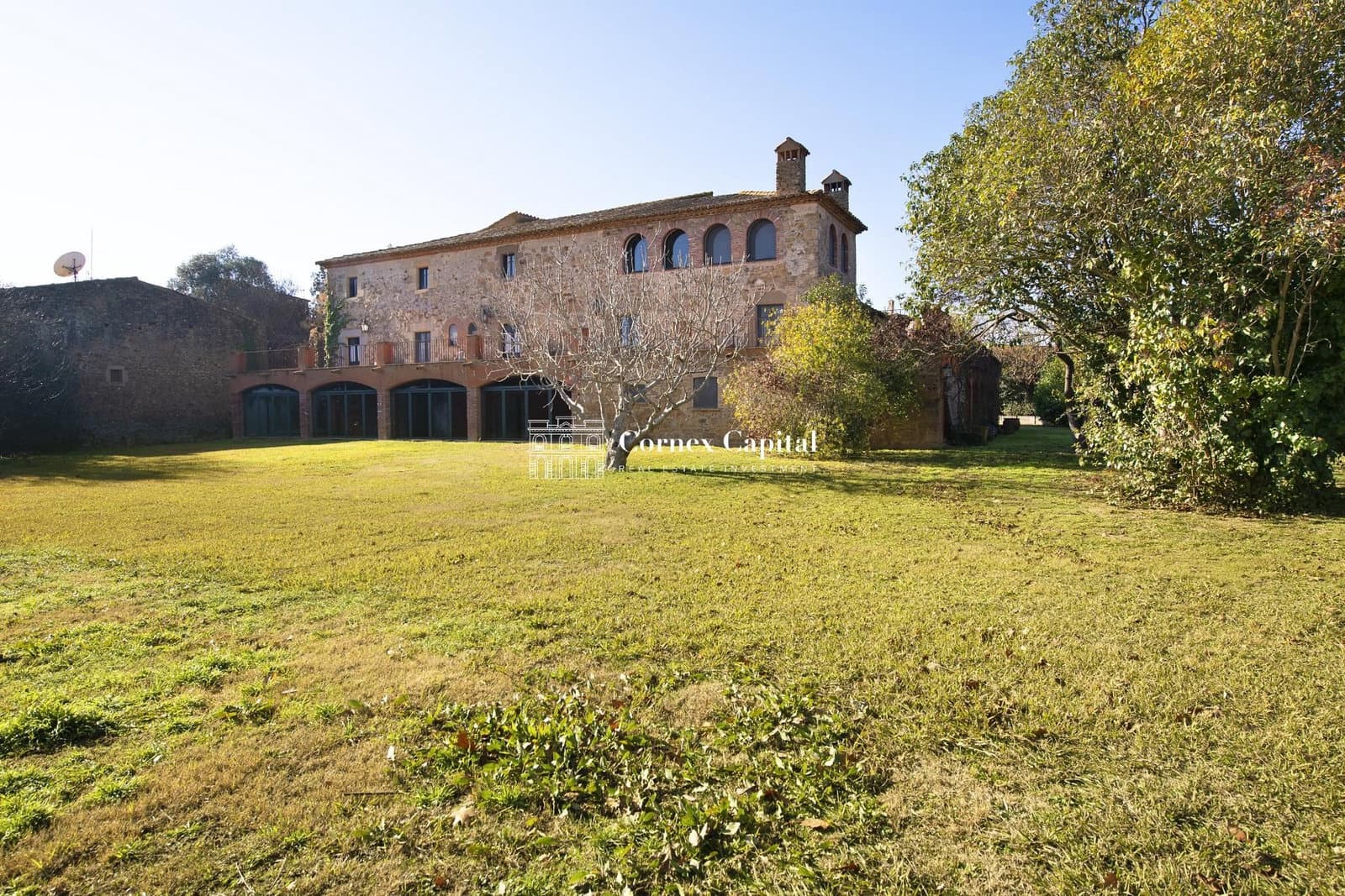 10 bedroom Finca/Country House for sale in Fonolleres with pool garage - € 3,400,000 (Ref: 10038118)