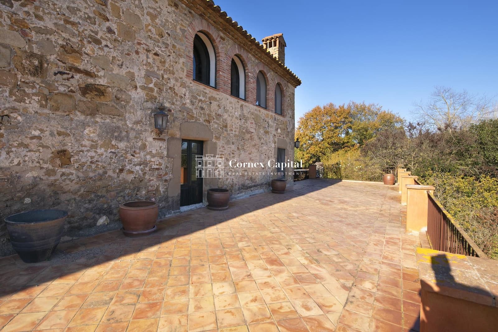10 bedroom Finca/Country House for sale in Fonolleres with pool garage - € 3,400,000 (Ref: 10038118)