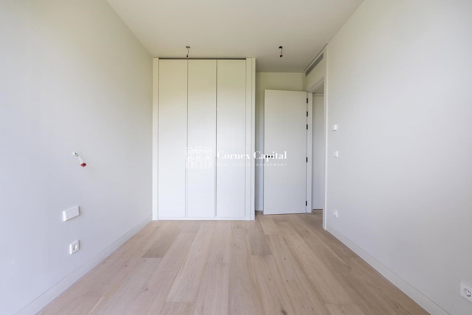 3 soverom Leilighet til salgs i Barcelona by med svømmebasseng garasje - € 1 476 000 (Ref: 10044742)