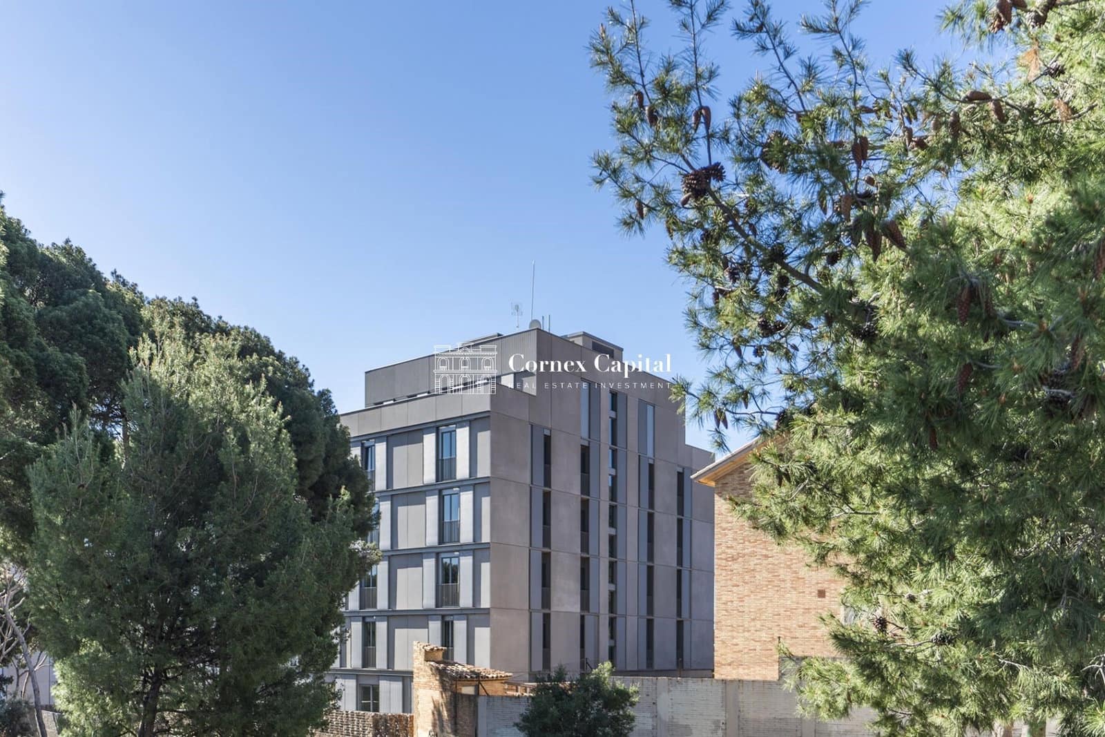 3 soverom Leilighet til salgs i Barcelona by med svømmebasseng garasje - € 1 476 000 (Ref: 10044742)