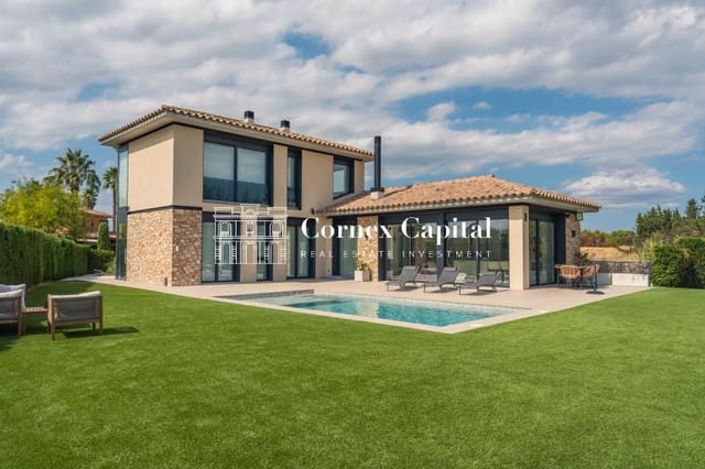 Chalet de 4 habitaciones en Navata en venta con piscina garaje - 1.460.000 € (Ref: 10044743)
