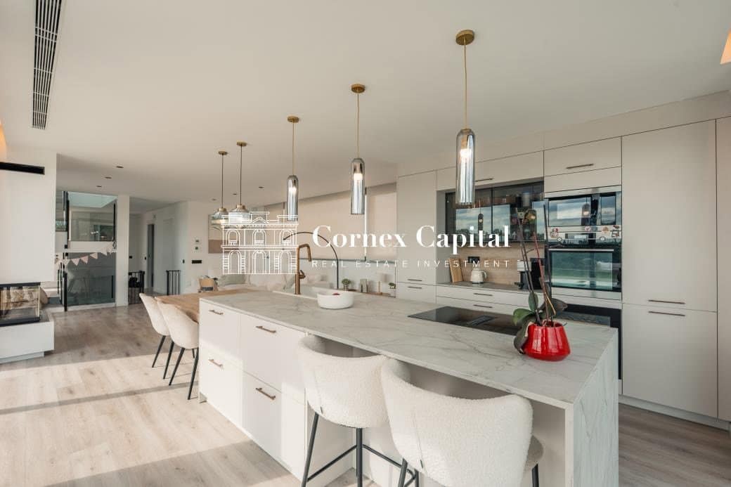 Chalet de 4 habitaciones en Navata en venta con piscina garaje - 1.460.000 € (Ref: 10044743)