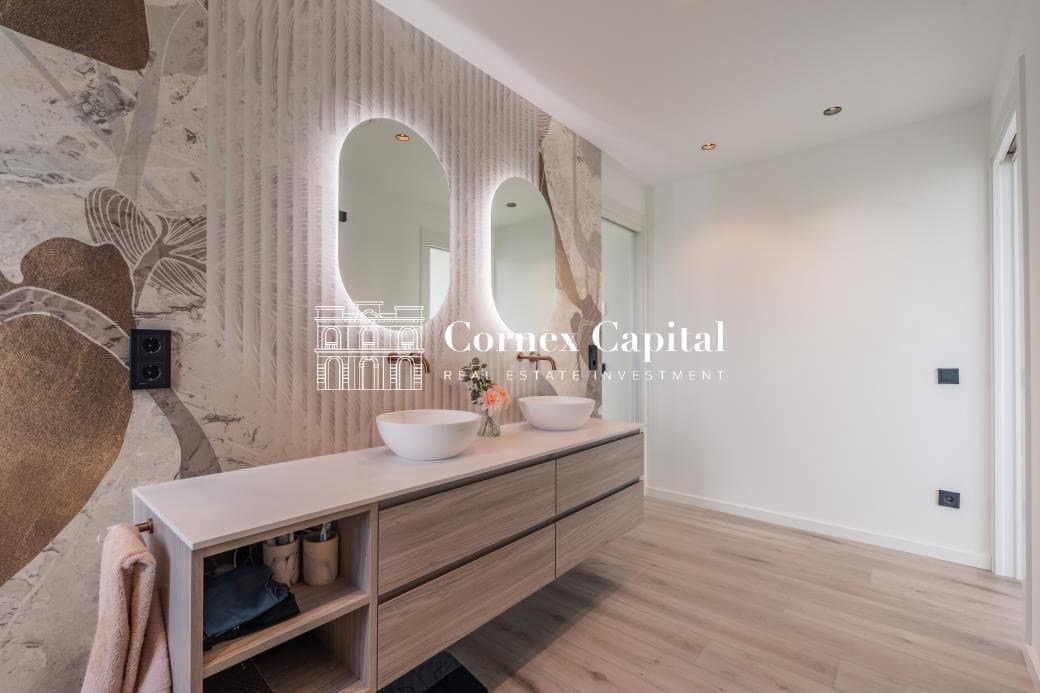 Chalet de 4 habitaciones en Navata en venta con piscina garaje - 1.460.000 € (Ref: 10044743)
