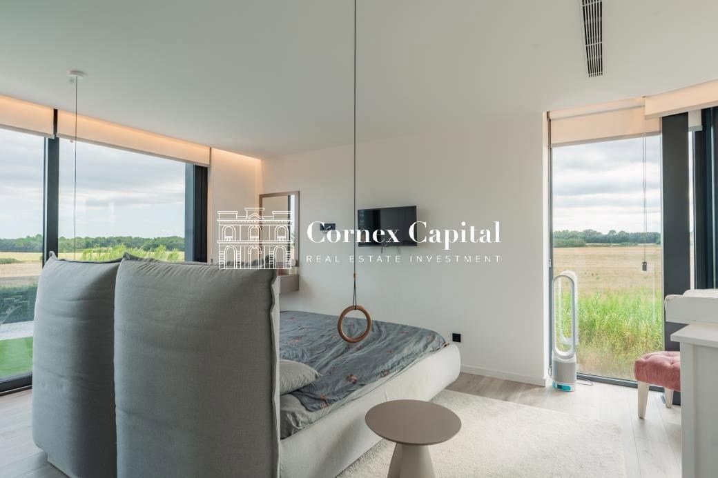 Chalet de 4 habitaciones en Navata en venta con piscina garaje - 1.460.000 € (Ref: 10044743)