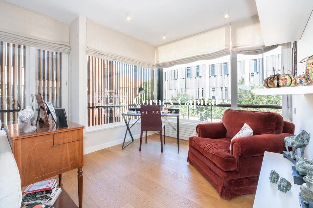 4 bedroom Apartment for sale in Barcelona city with garage - € 2,450,000 (Ref: 10047057)
