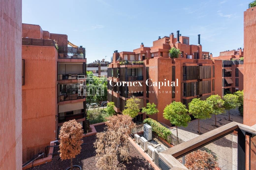 4 bedroom Apartment for sale in Barcelona city with garage - € 2,450,000 (Ref: 10047057)
