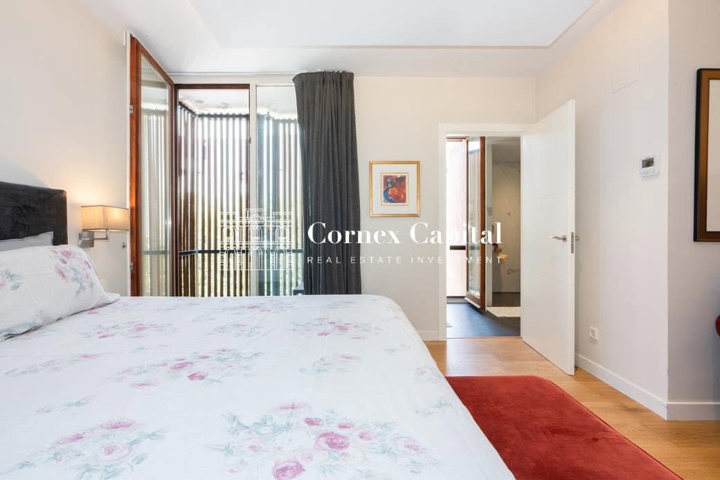 4 bedroom Apartment for sale in Barcelona city with garage - € 2,450,000 (Ref: 10047057)