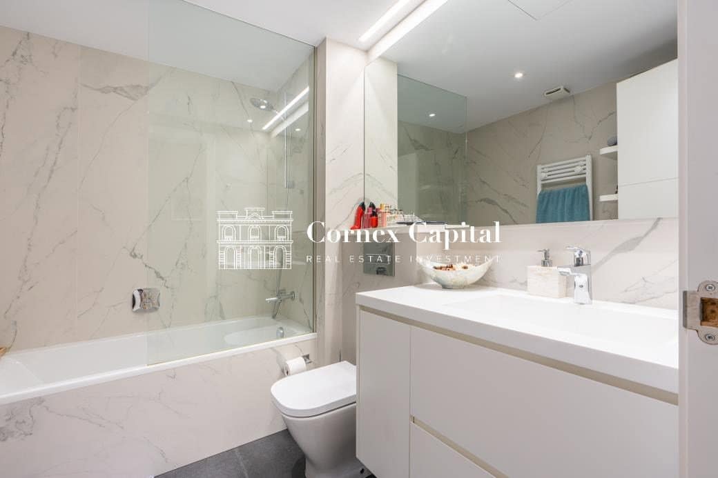 4 bedroom Apartment for sale in Barcelona city with garage - € 2,450,000 (Ref: 10047057)