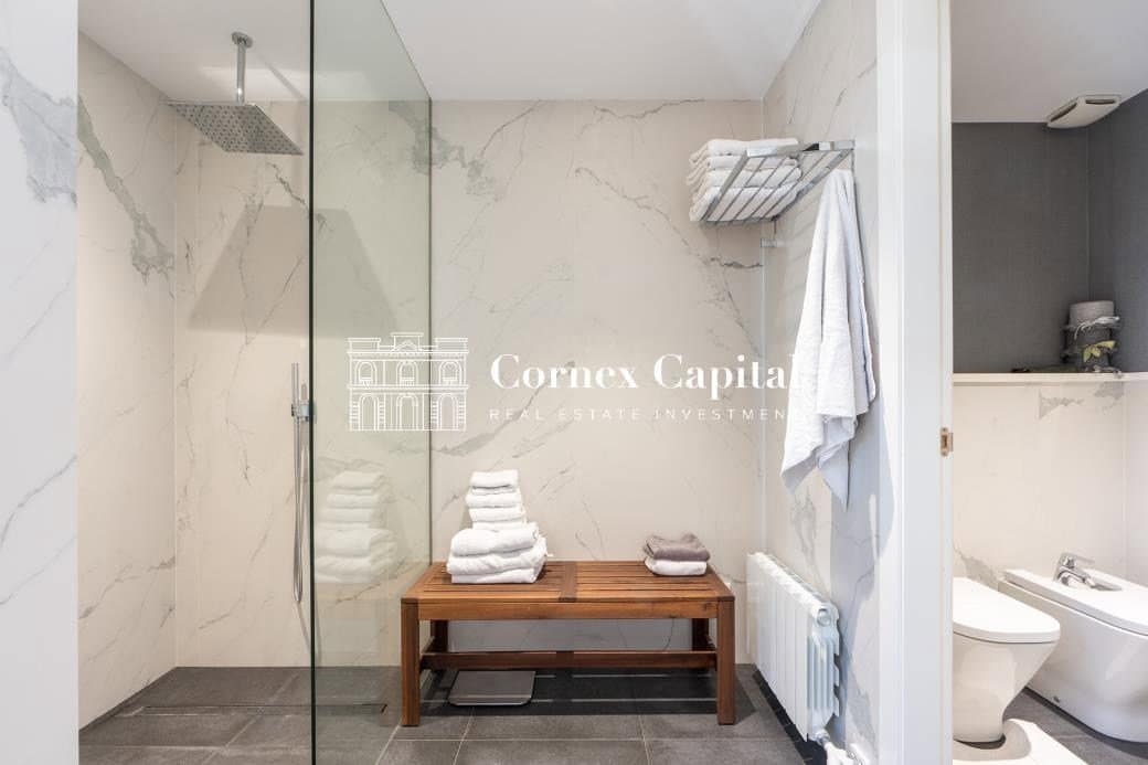 4 bedroom Apartment for sale in Barcelona city with garage - € 2,450,000 (Ref: 10047057)