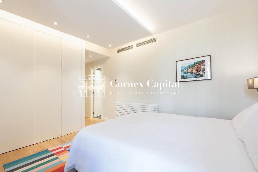 4 bedroom Apartment for sale in Barcelona city with garage - € 2,450,000 (Ref: 10047057)