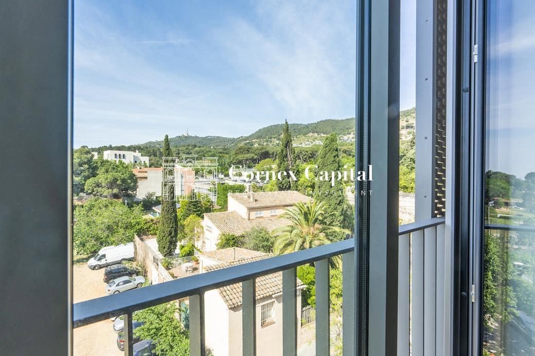 4 makuuhuone Huoneisto myytävänä paikassa Barcelona kaupunki mukana uima-altaan 
autotalli - 2 495 000 € (Ref: 10091535)